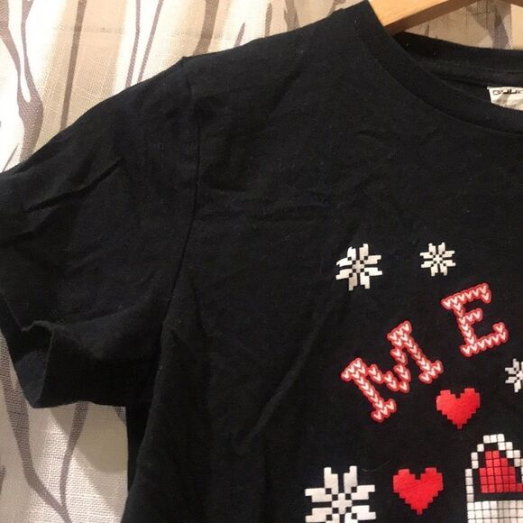 "Meowy Catmas" Tee - Size Jr Medium - Picture 3 of 4